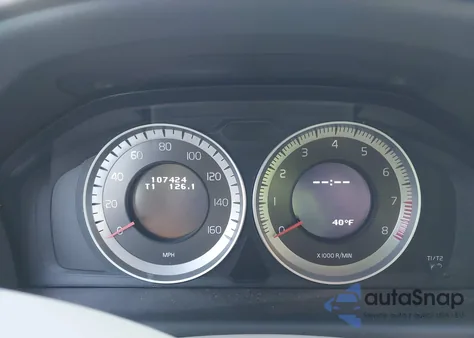 2013 Volvo Xc60 3.2 Platinum из США, поврежденный, VIN YV4952DL7D2391910